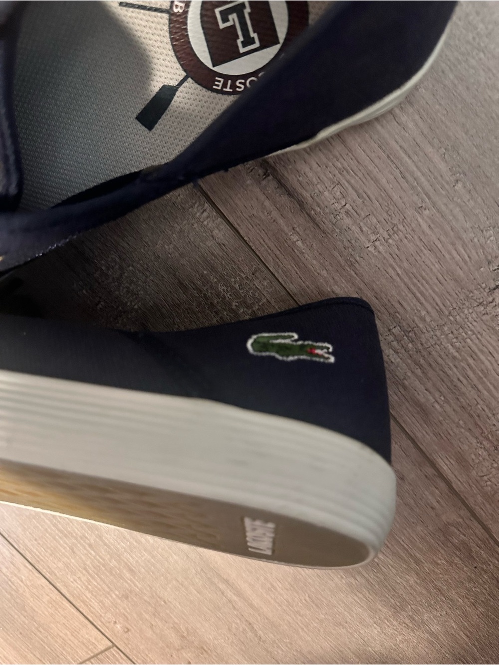 Lacoste Men’s Navy Canvas Low-Top Sneakers With OrthoLite Insoles - Picture 11 of 15